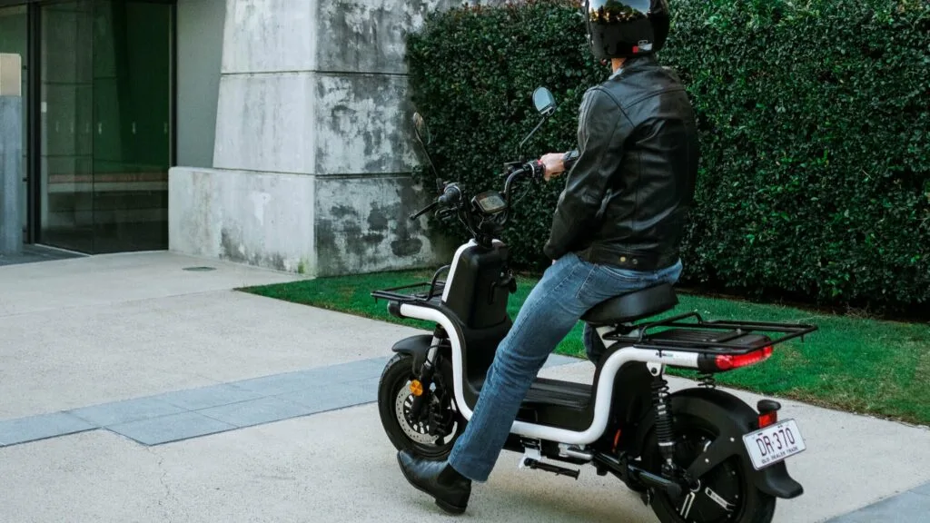 Benzina Zero Duo Electric Cargo Moped 2025 🇮🇳 India